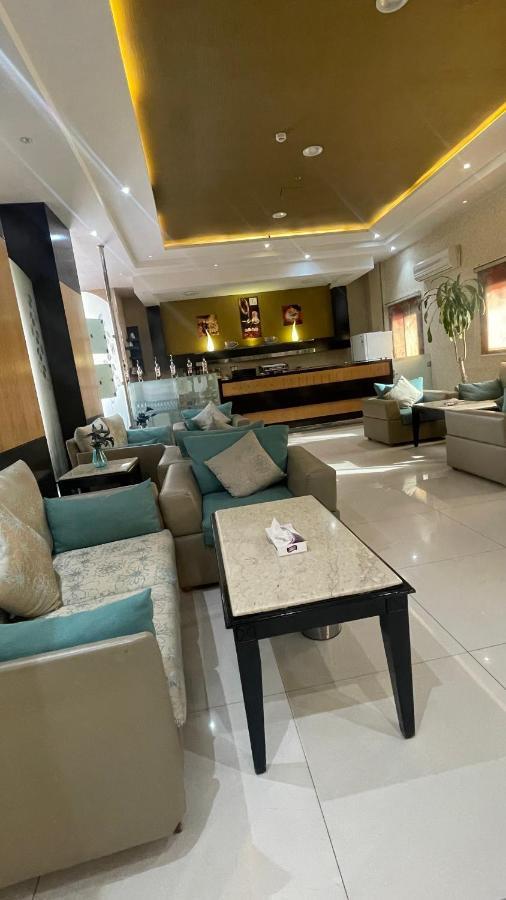 Tulip Al Rawdah Aparthotel Riaad Buitenkant foto