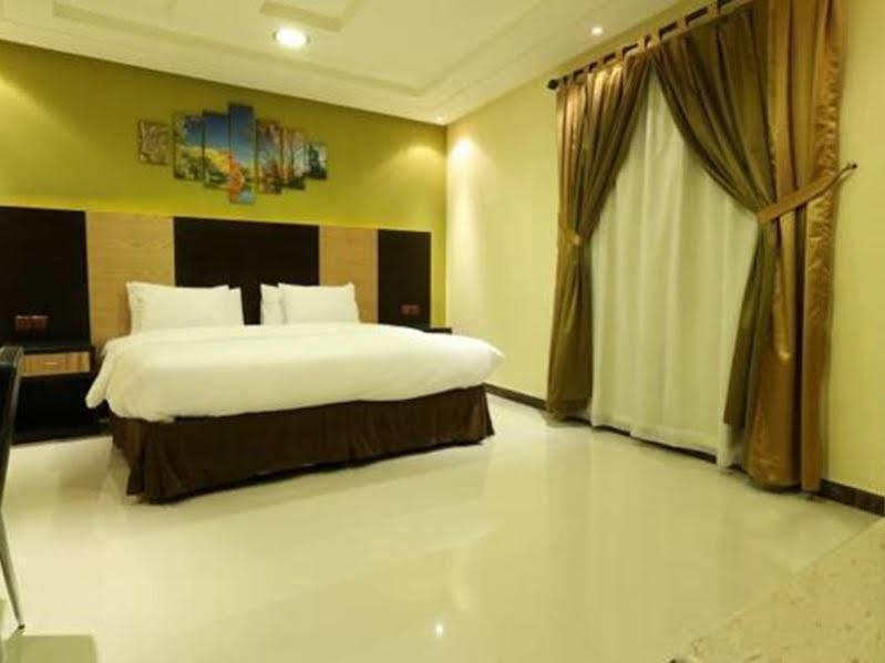 Tulip Al Rawdah Aparthotel Riaad Buitenkant foto